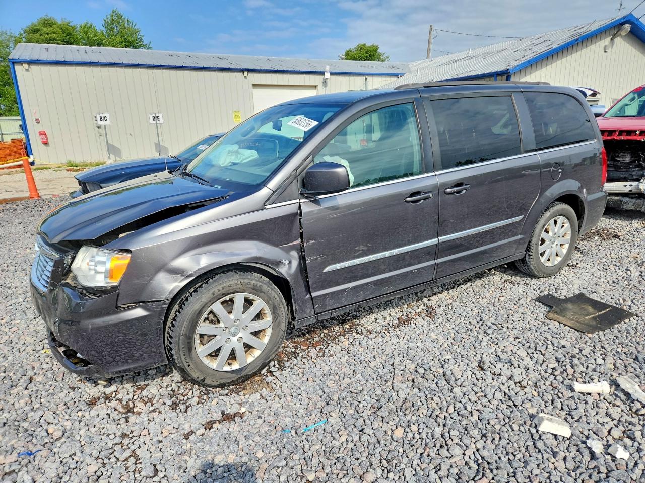 Salvage Chrysler Minivan Image