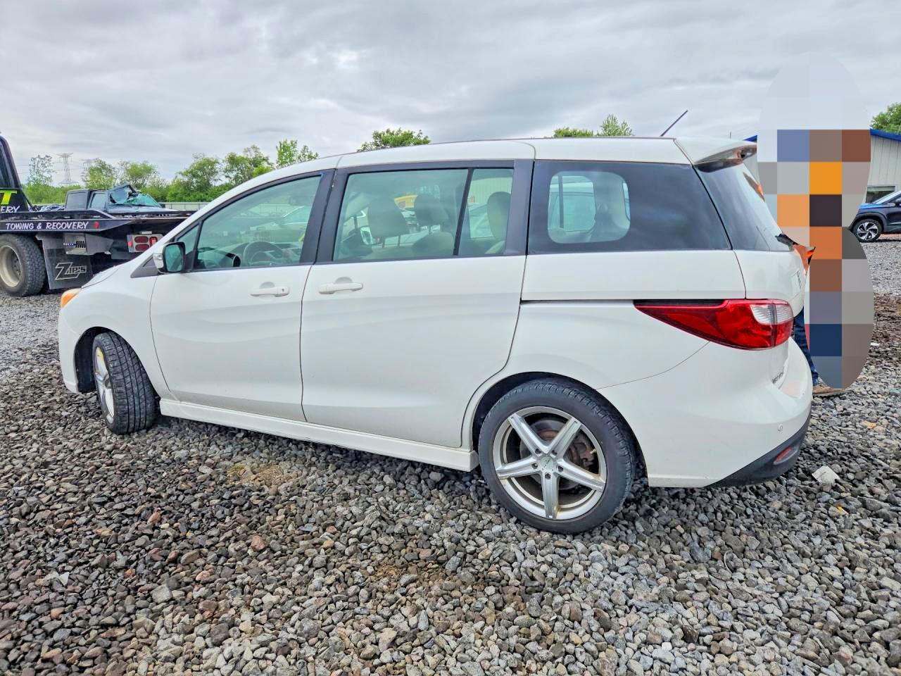 Mazda 5