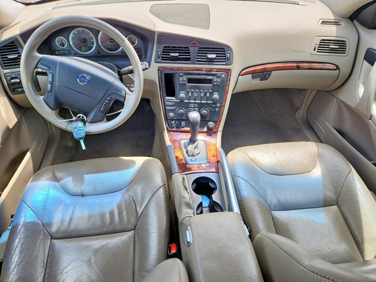 Volvo XC70