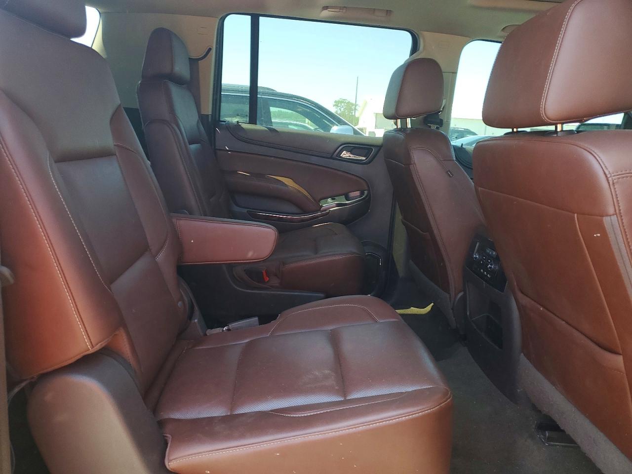 Chevrolet Suburban K1500 Premier