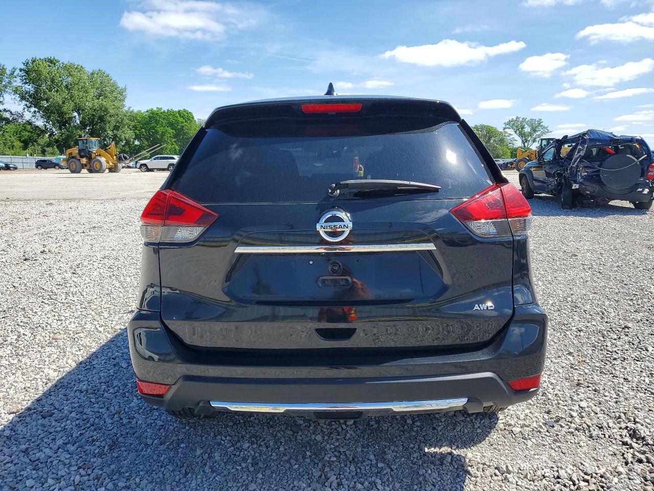 Nissan Rogue S