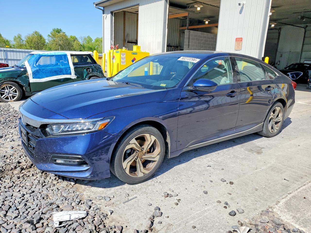 Salvage Honda Accord Image