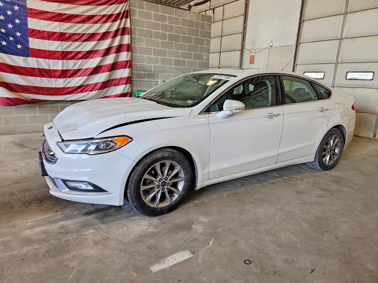 Salvage Ford Fusion Image