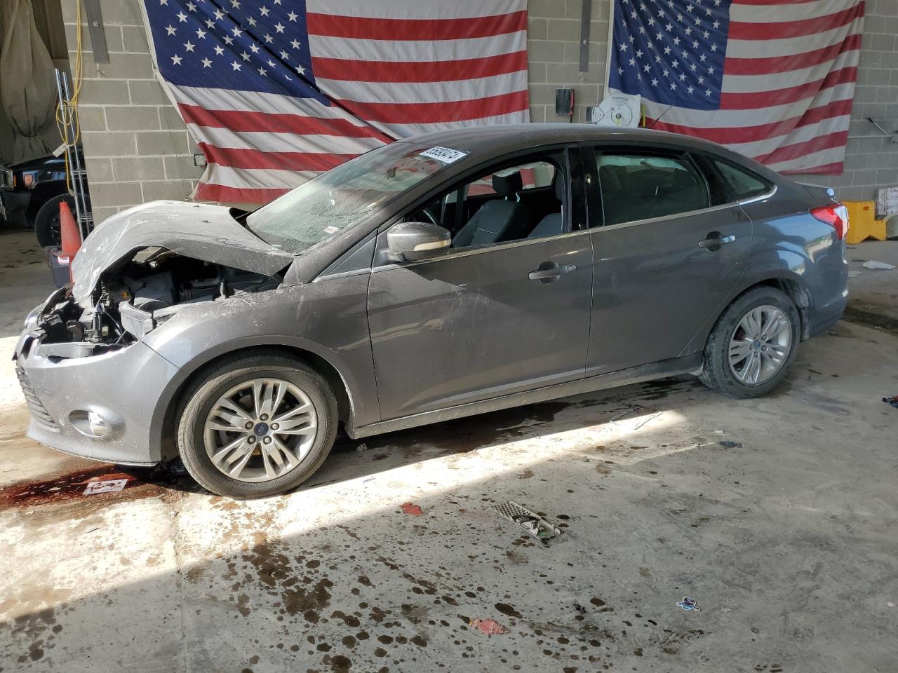 Salvage Ford Focus Image