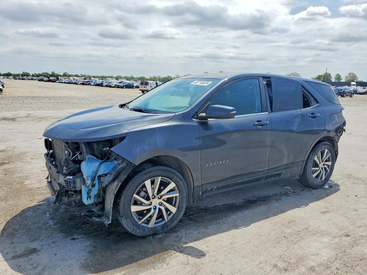 Salvage Chevrolet Equinox Image