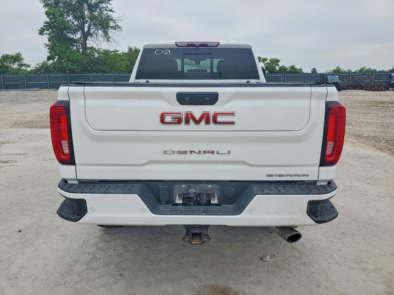 GMC Sierra K2500 Denali