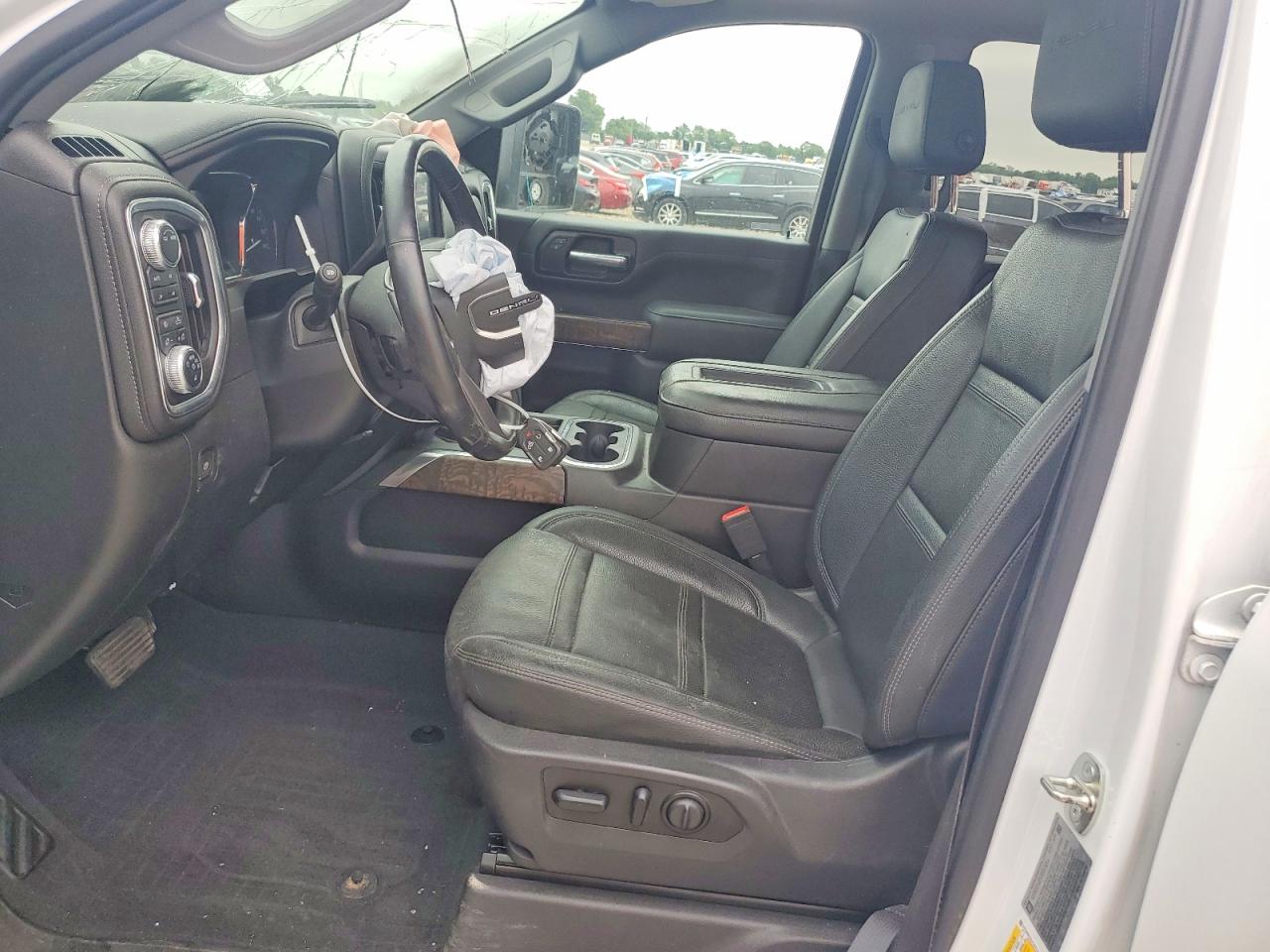 GMC Sierra K2500 Denali