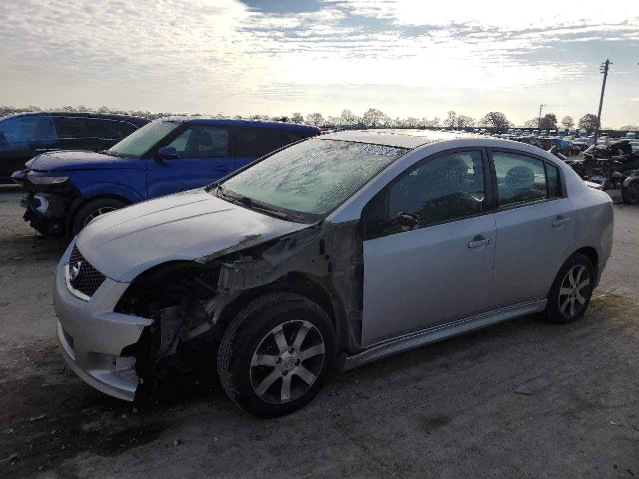 Salvage Nissan Sentra Image