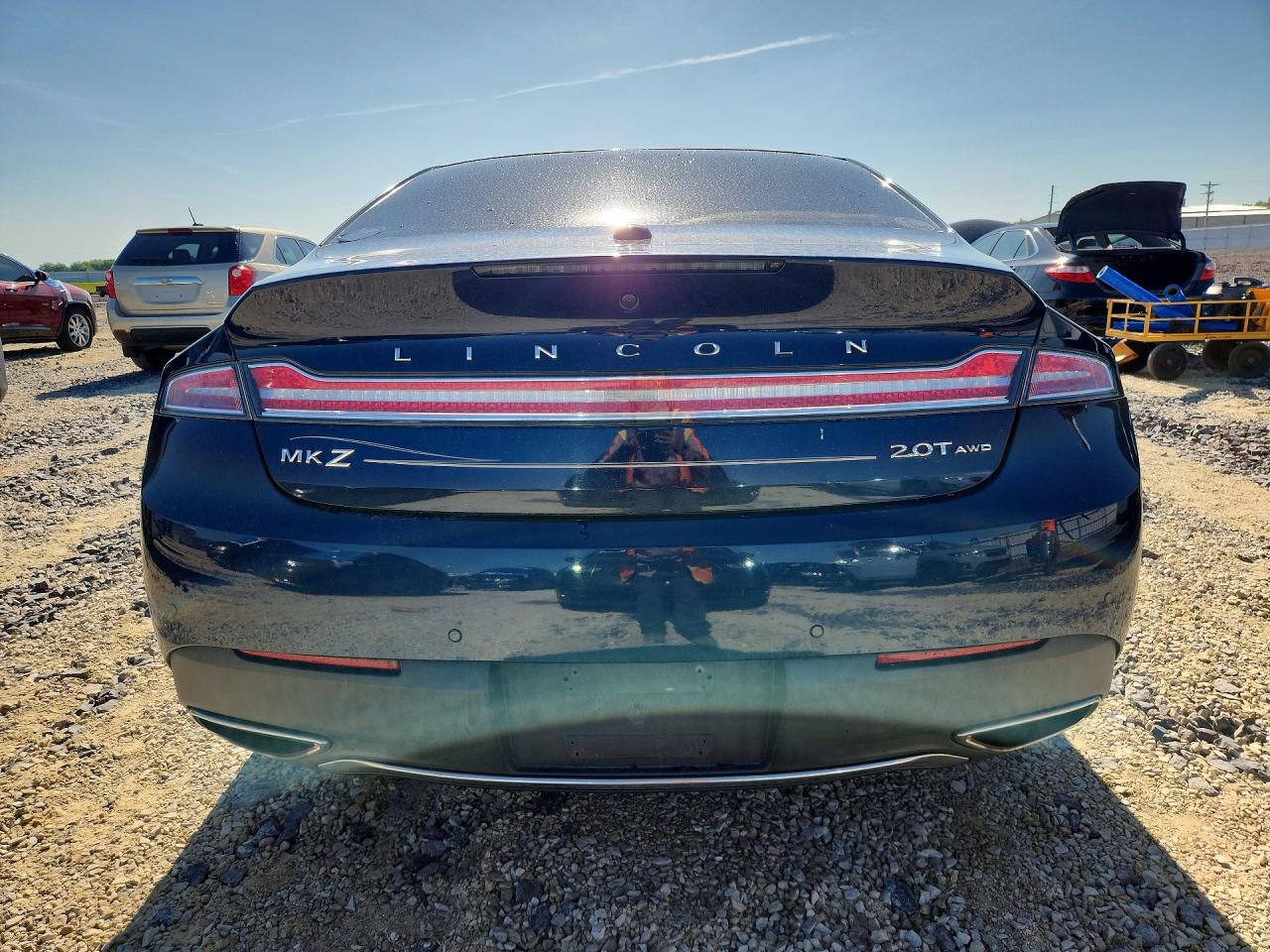 Lincoln MKZ Reserve