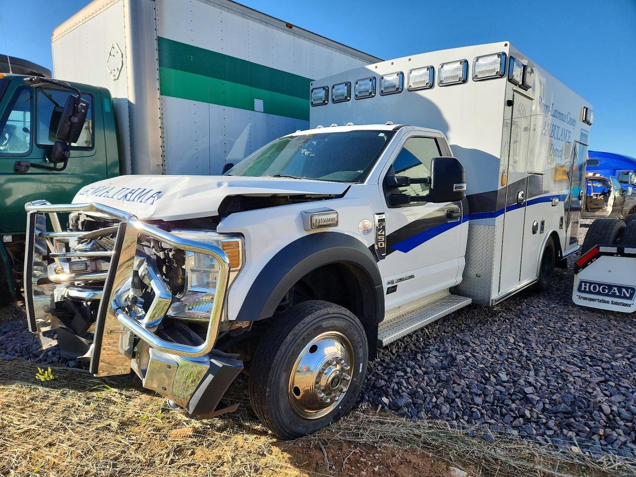 Salvage Ford F-450 Image