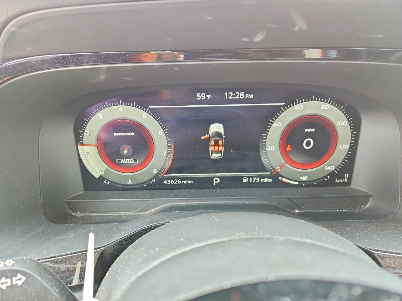 Nissan Pathfinder Platinum