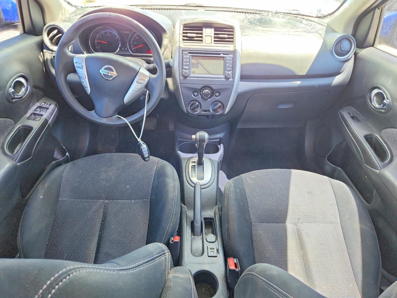 Nissan Versa 1.6 Sl