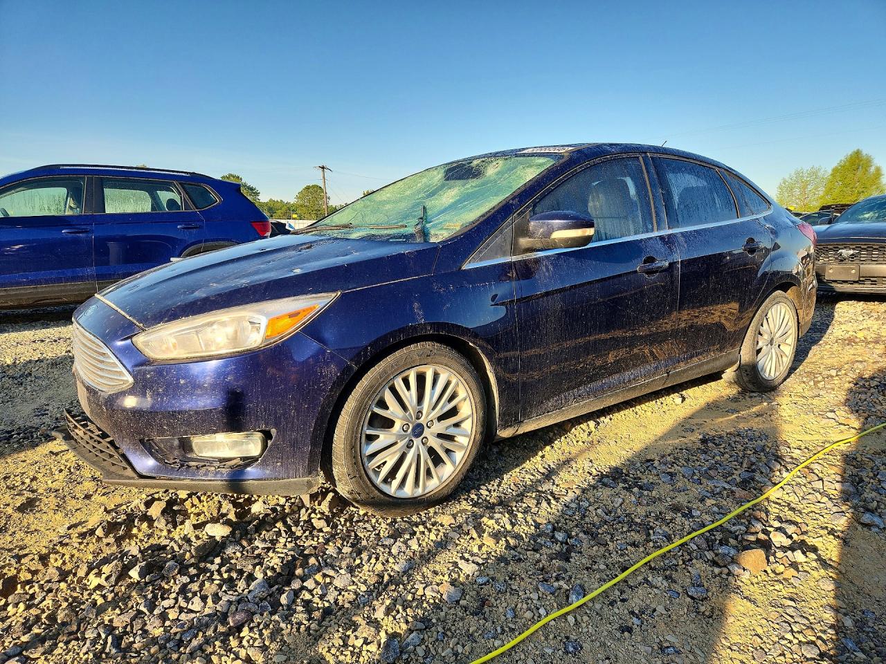 Salvage Ford Focus Image