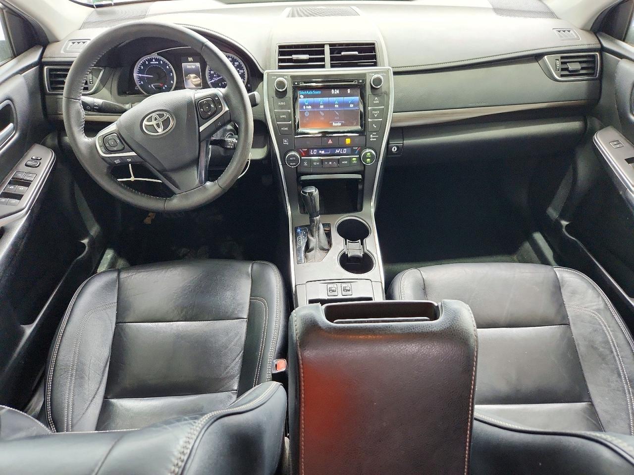 Toyota Camry Xle