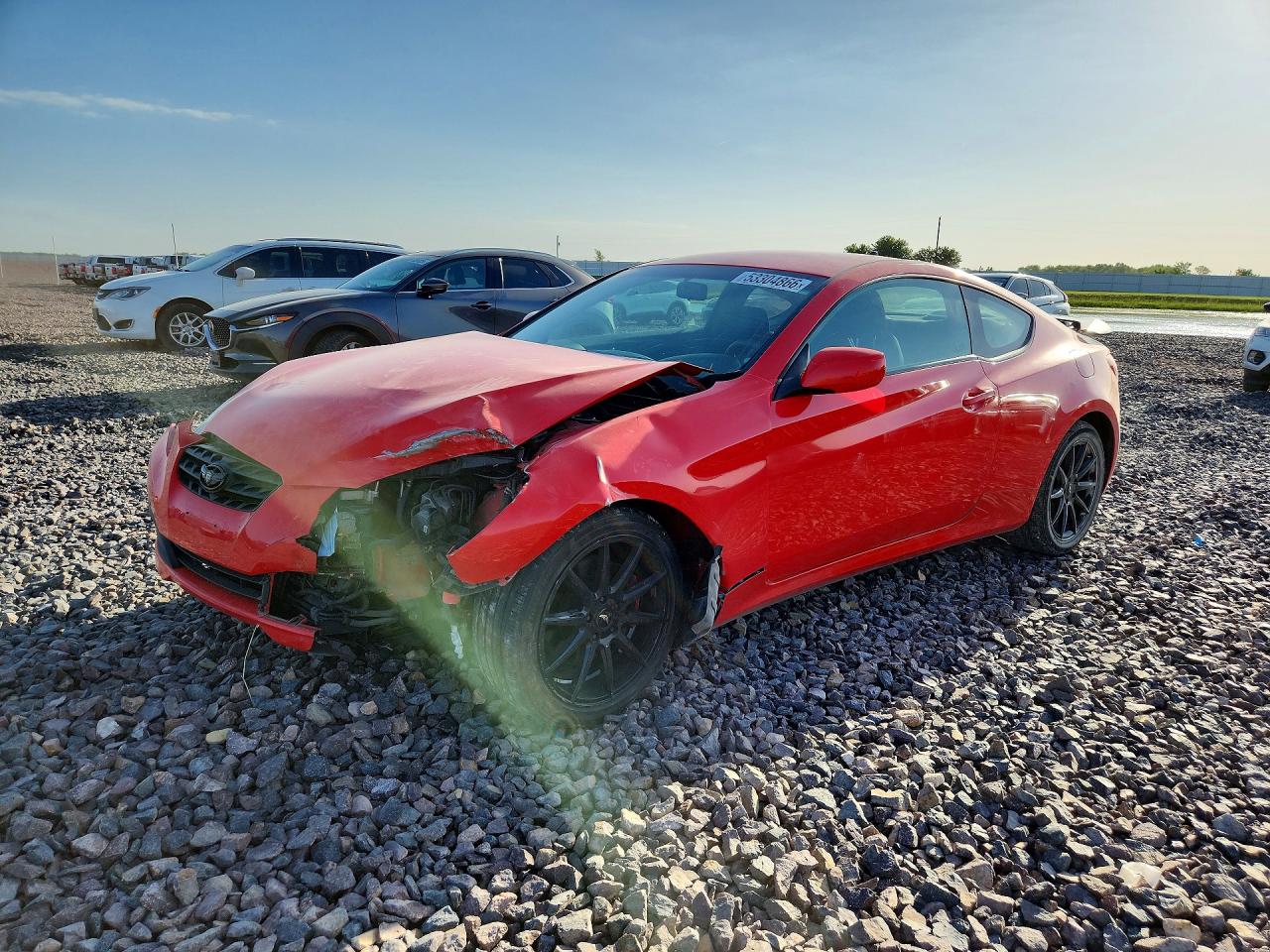 Salvage Hyundai Genesis Image