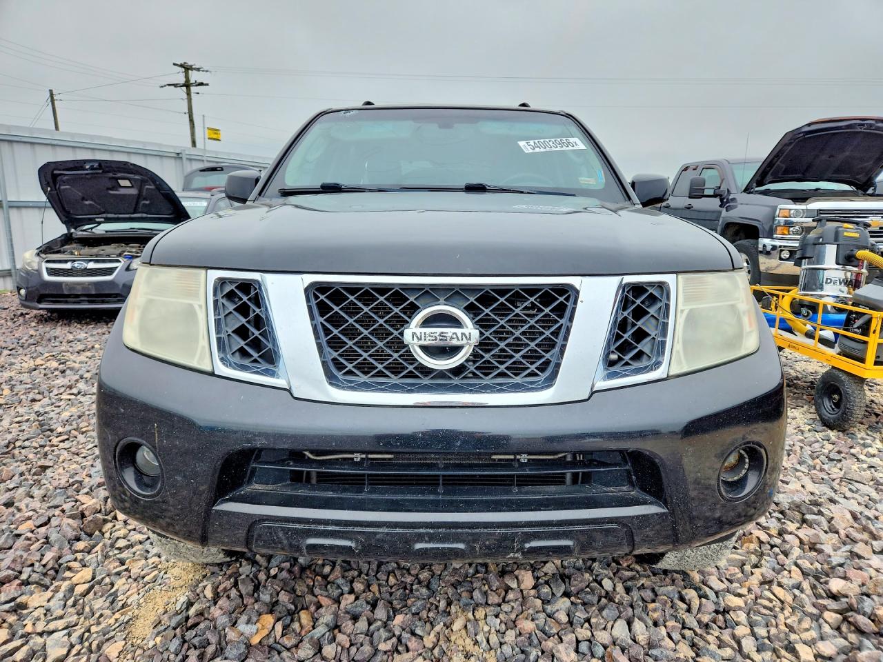 Nissan Pathfinder S