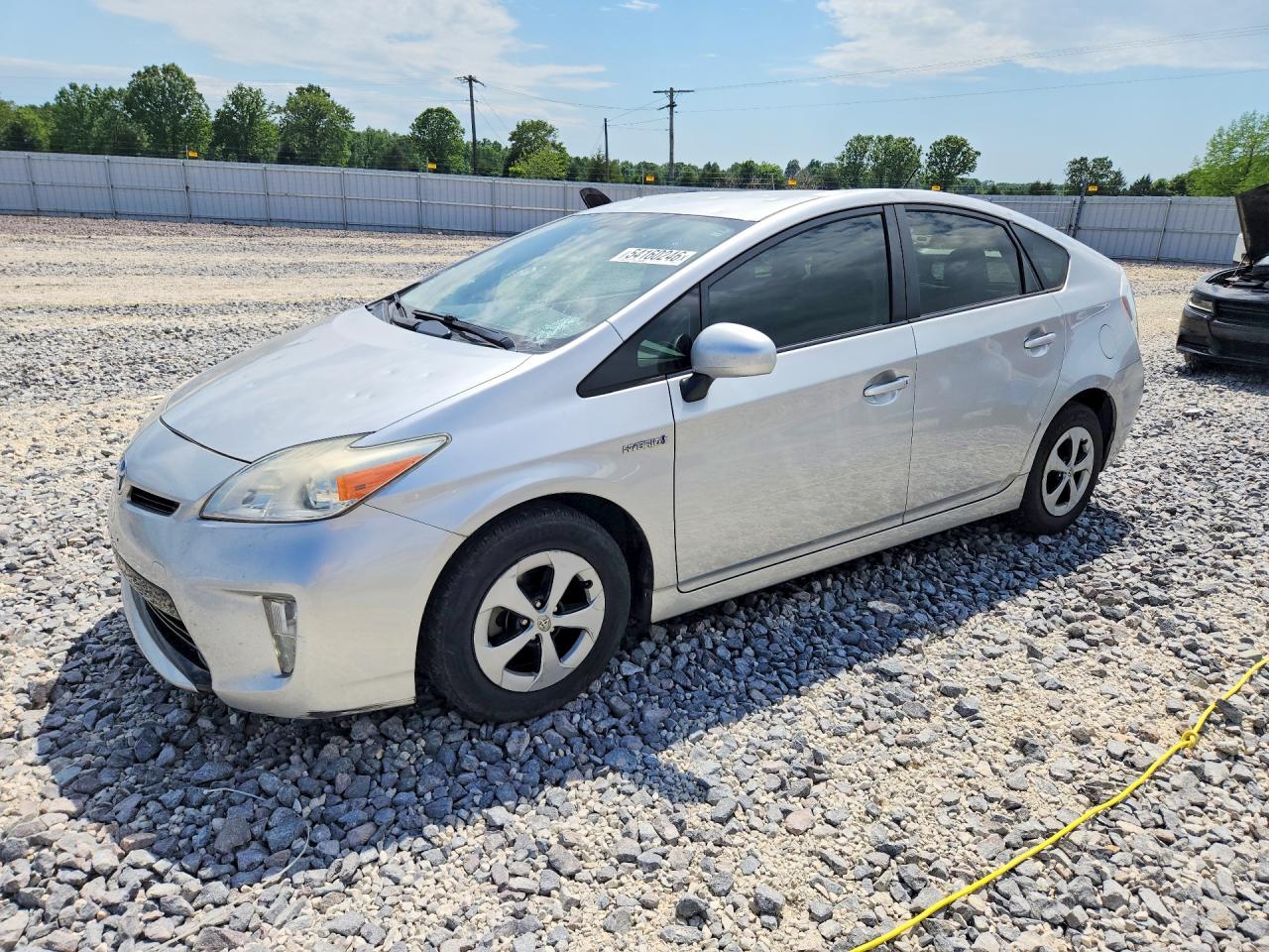 Salvage Toyota Prius Image