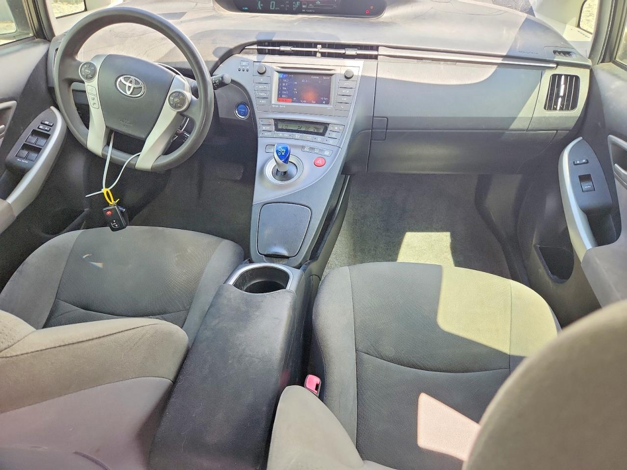 Toyota Prius Three