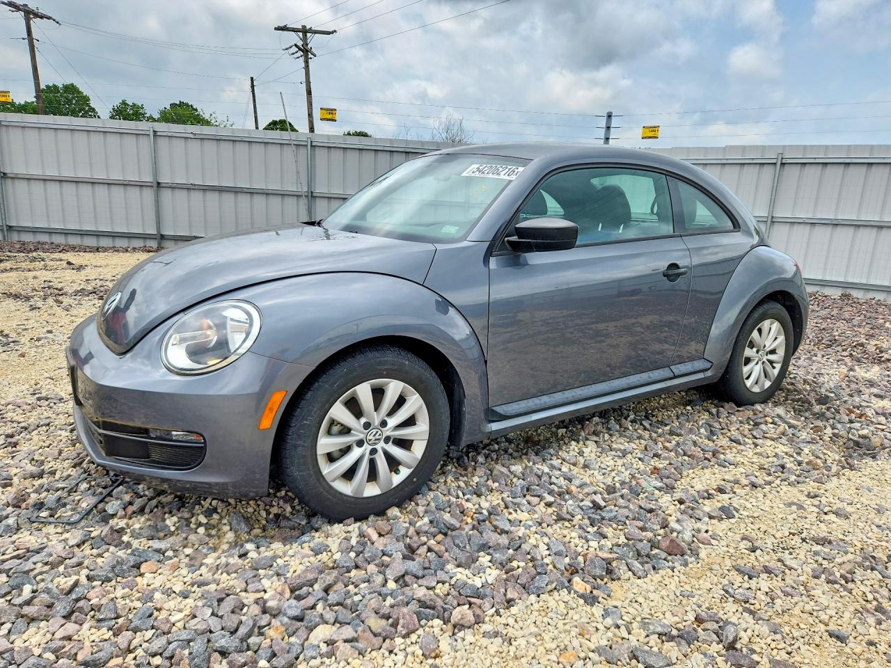 Salvage Volkswagen Beetle Image