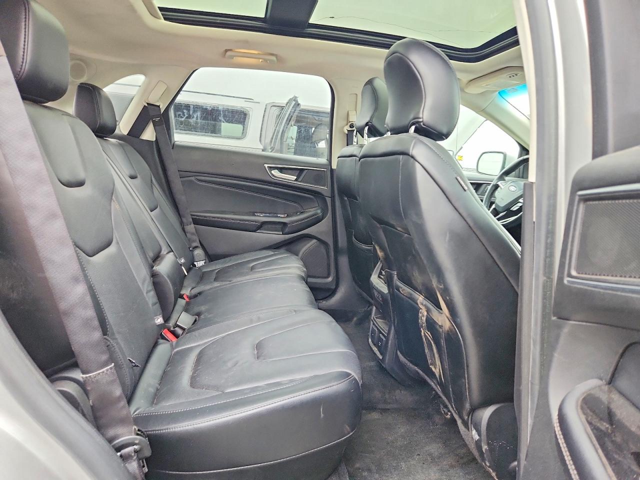 Ford Edge Titanium