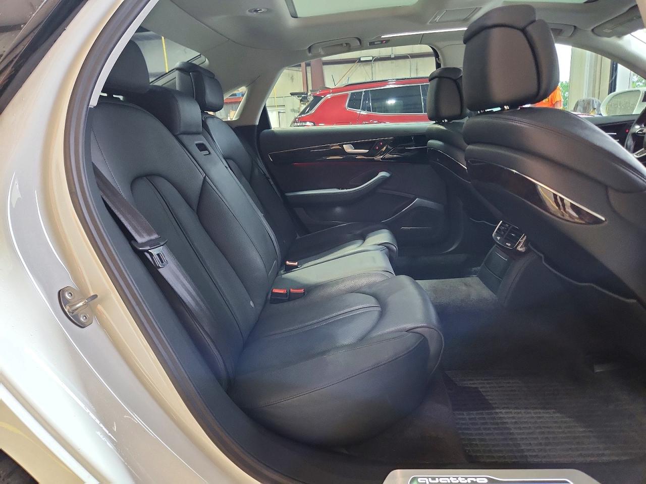 Audi A8 L Quattro
