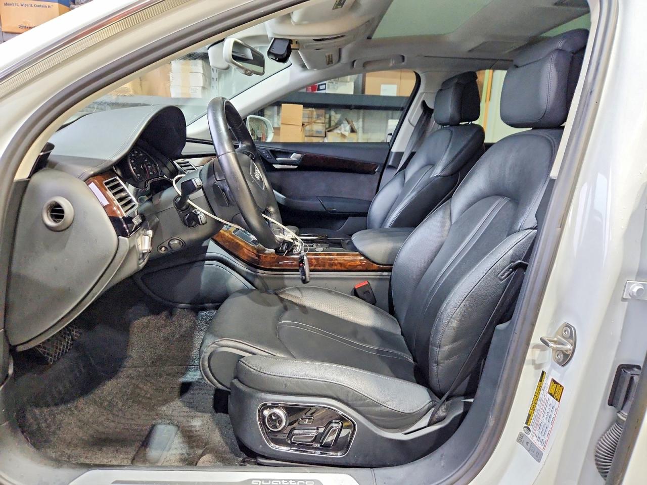 Audi A8 L Quattro