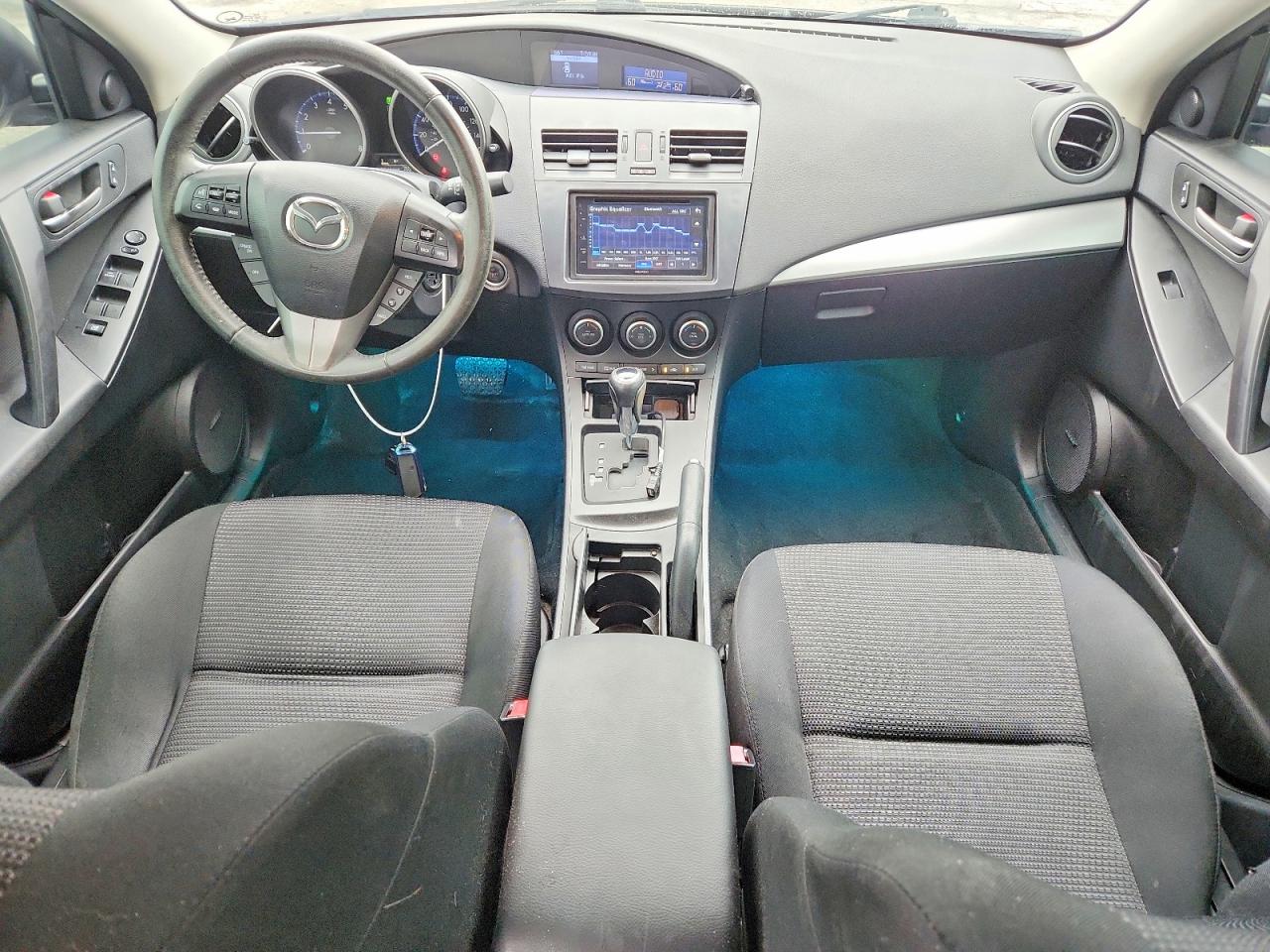Mazda 3 I