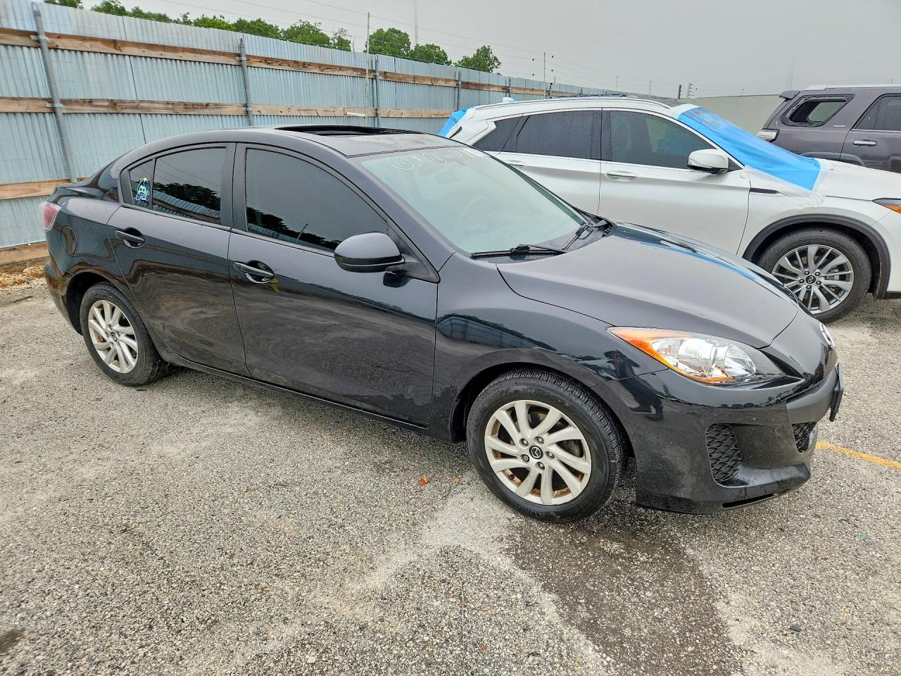 Mazda 3 I