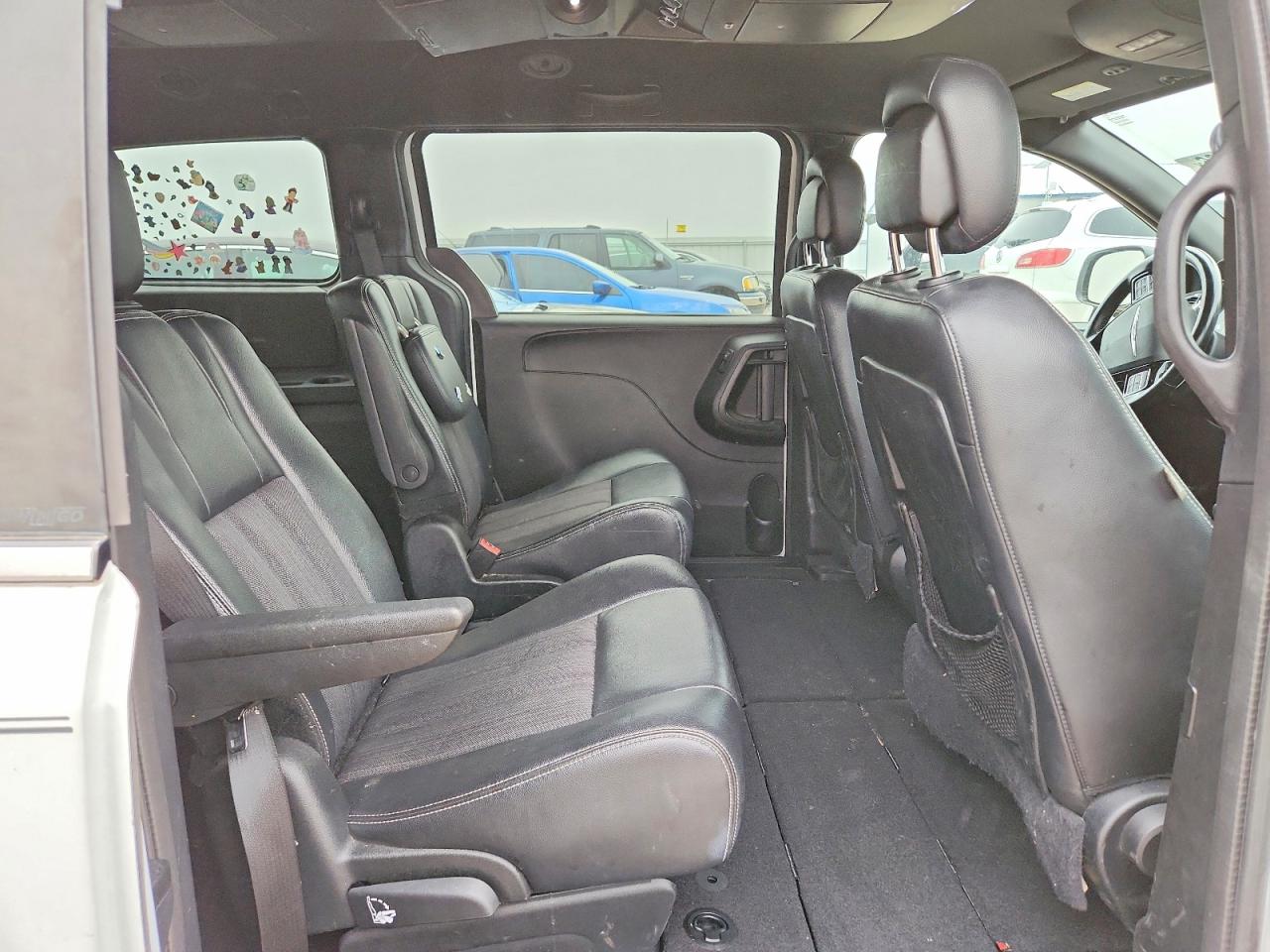 Chrysler Minivan S