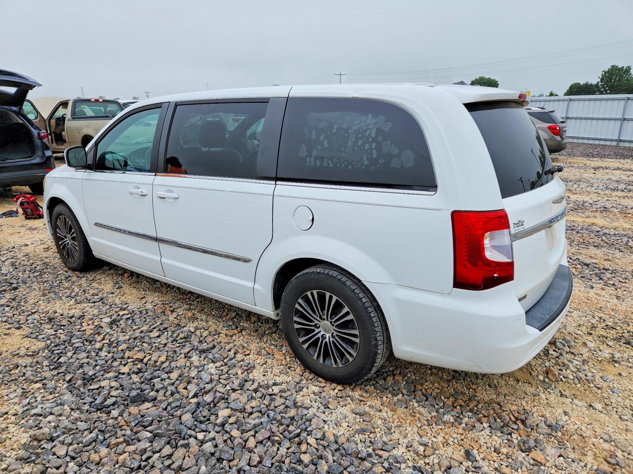 Chrysler Minivan S