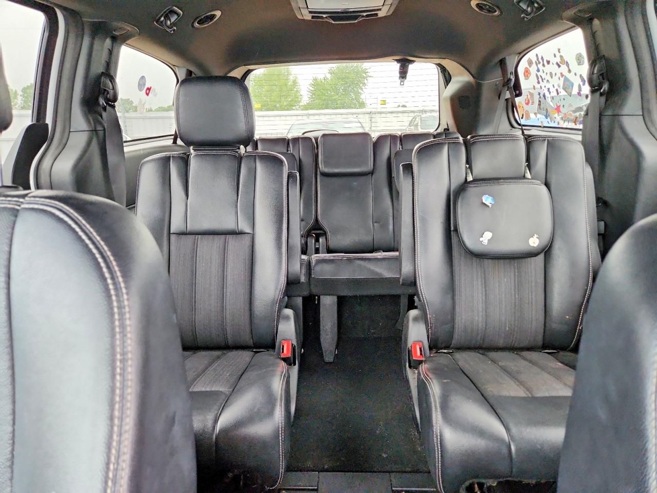 Chrysler Minivan S
