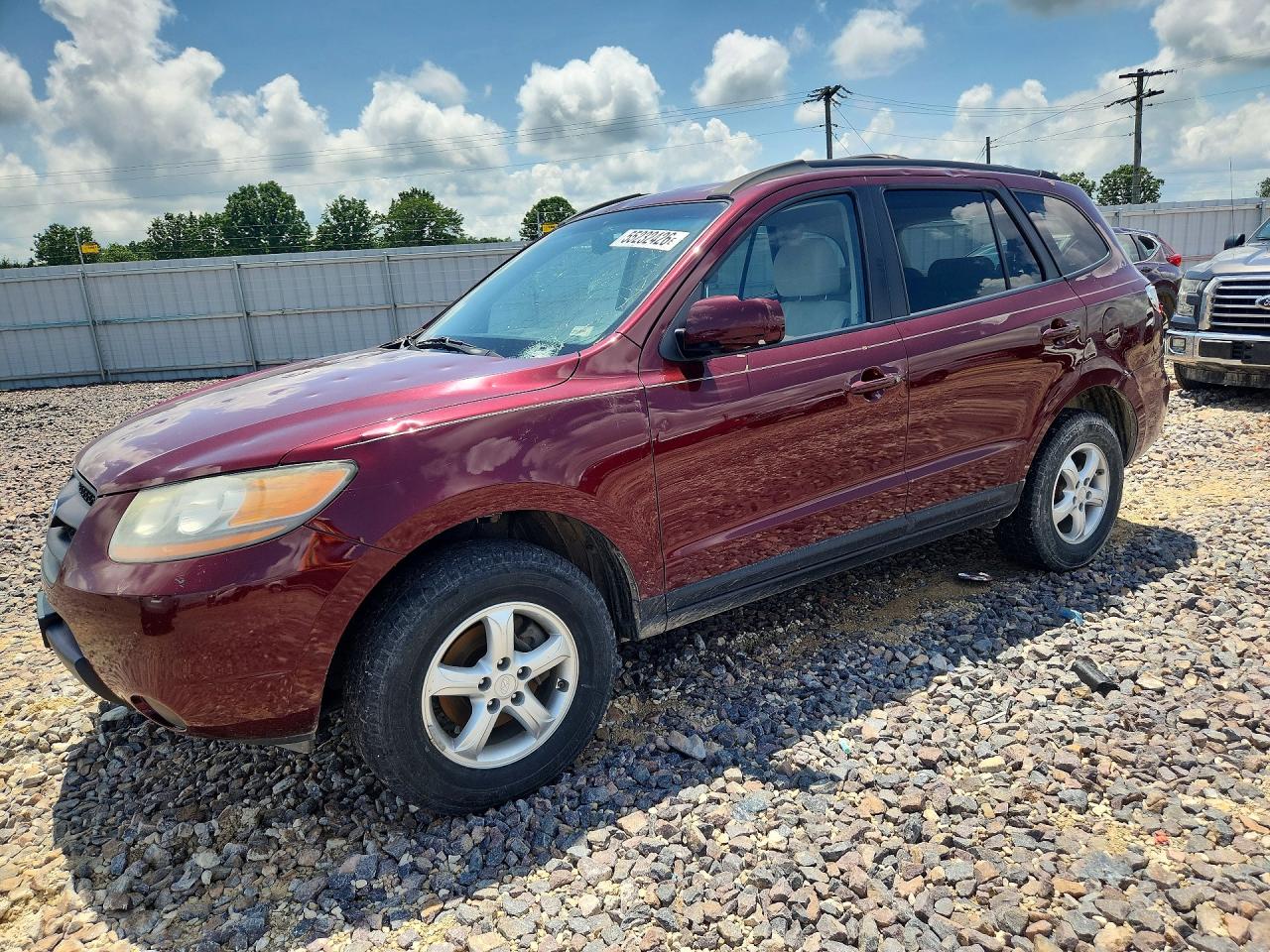Salvage Hyundai SANTA FE Image