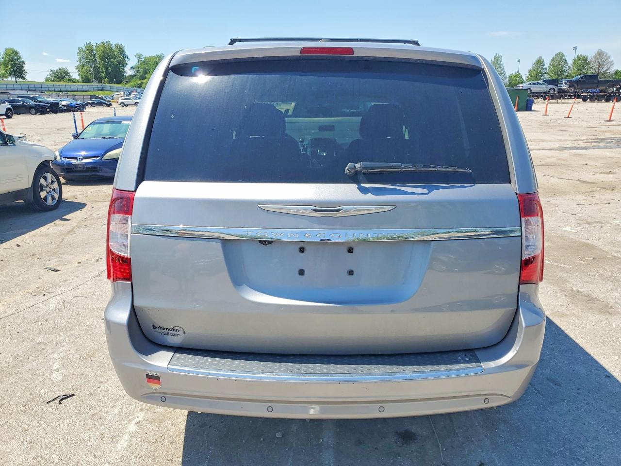 Chrysler Minivan Touring L