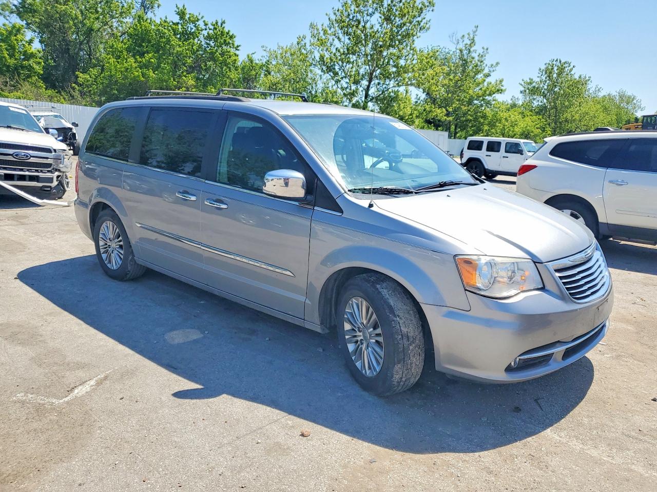 Chrysler Minivan Touring L