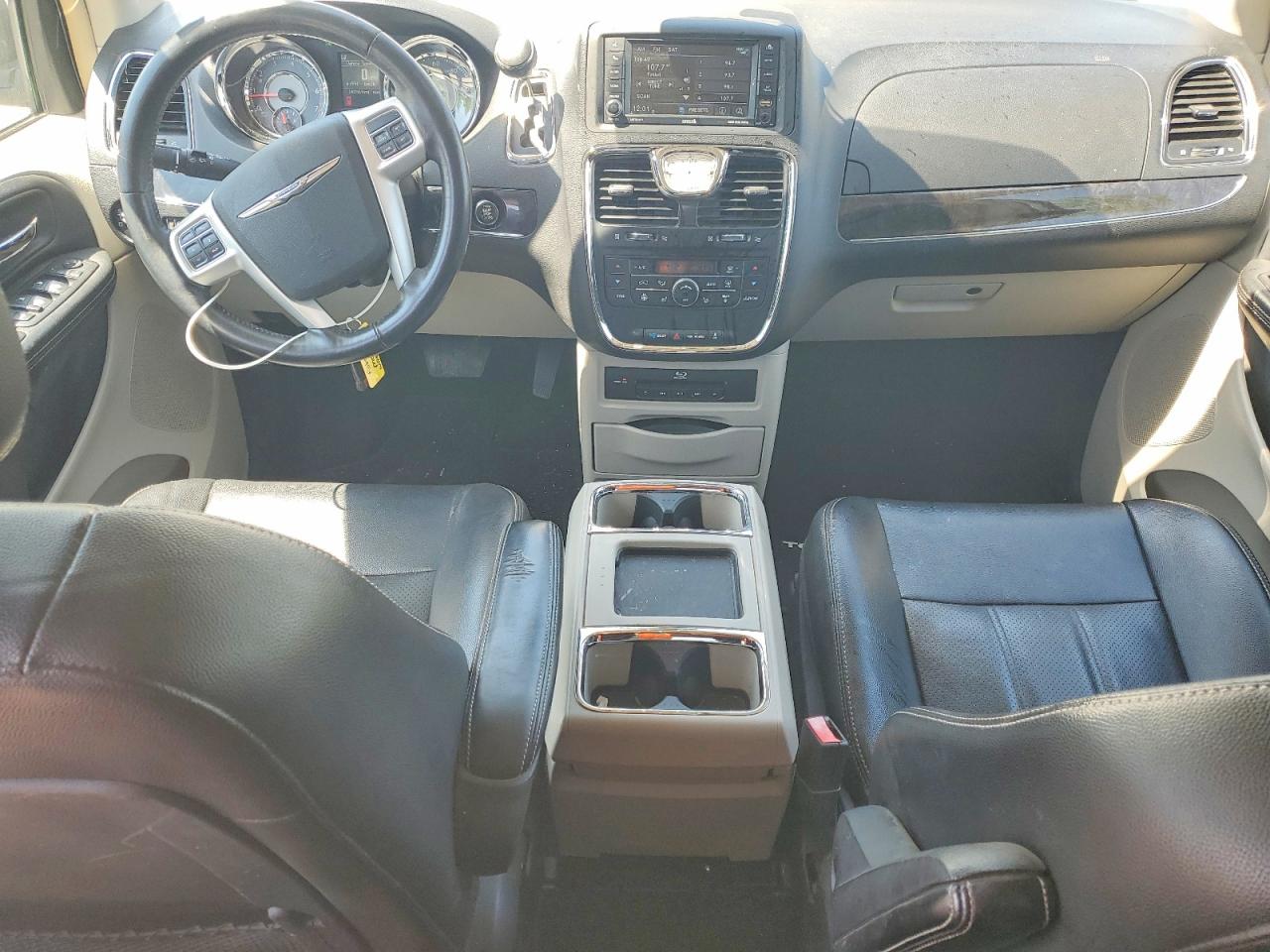 Chrysler Minivan Touring L