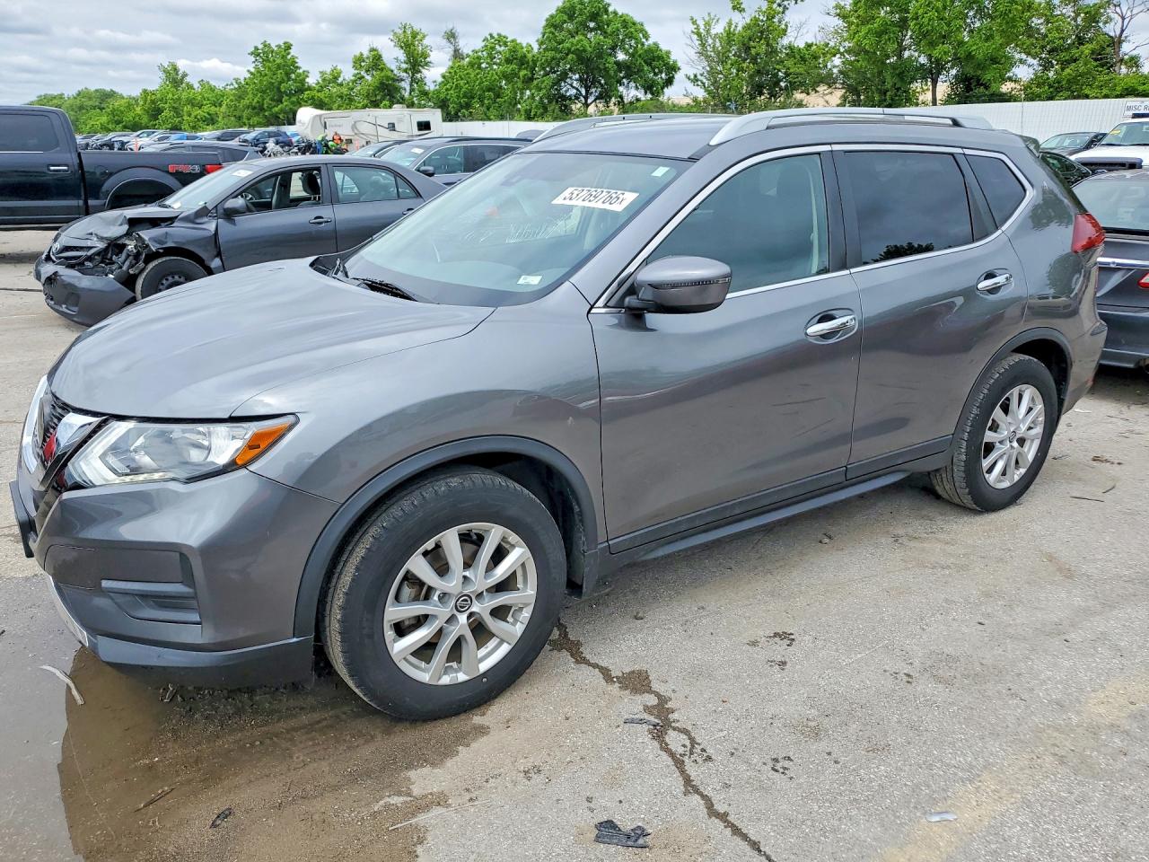 Salvage Nissan Rogue Image