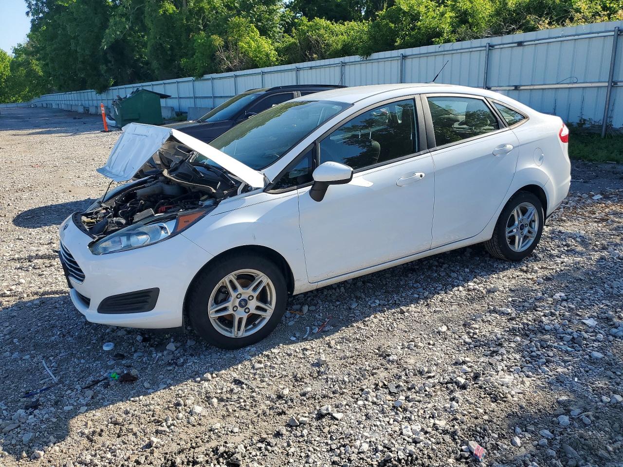 Salvage Ford Fiesta Image
