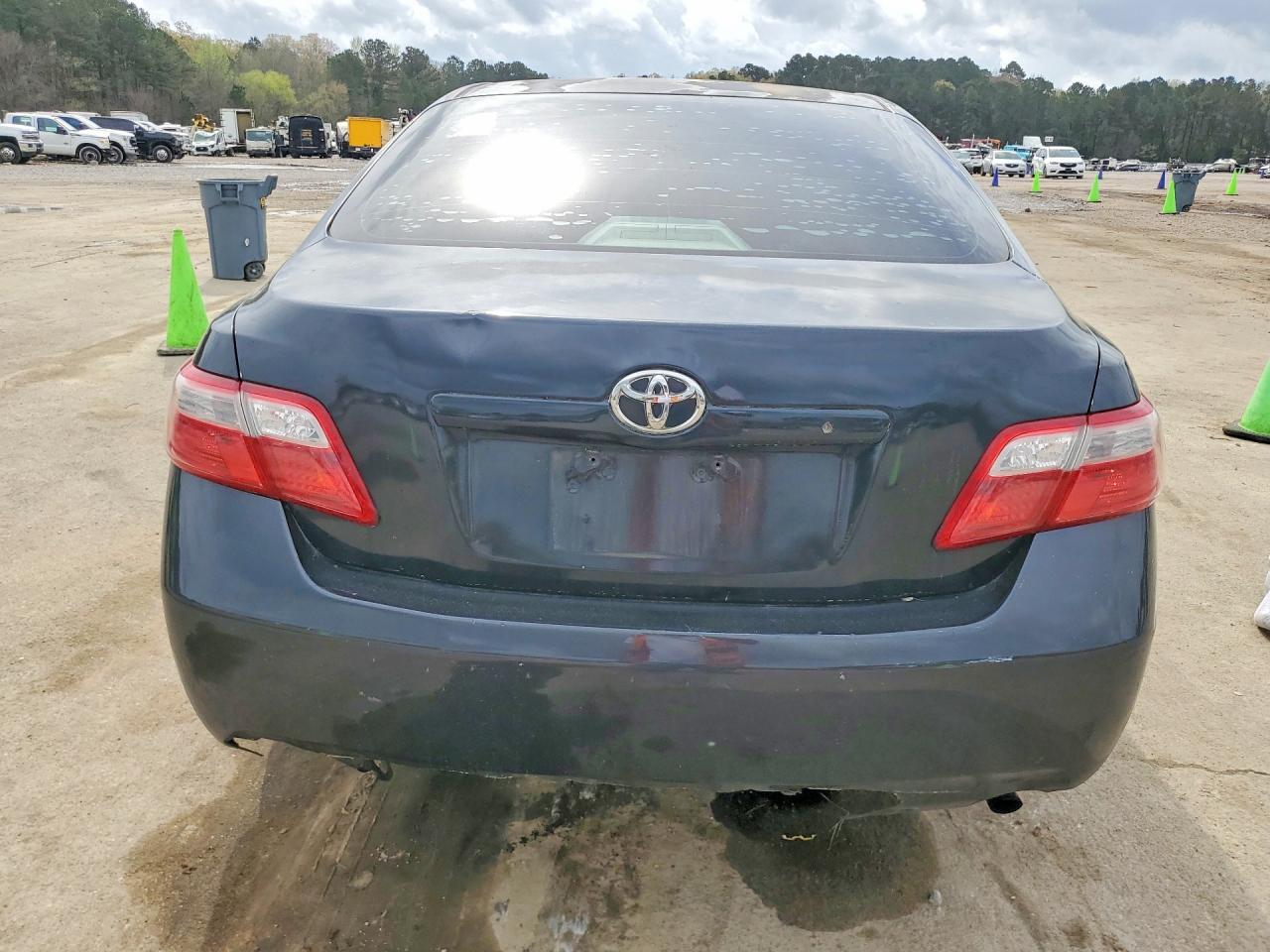 Toyota Camry Ce