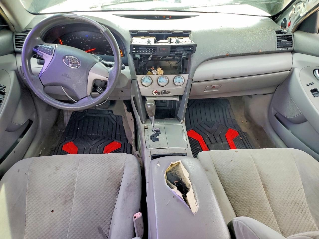 Toyota Camry Ce