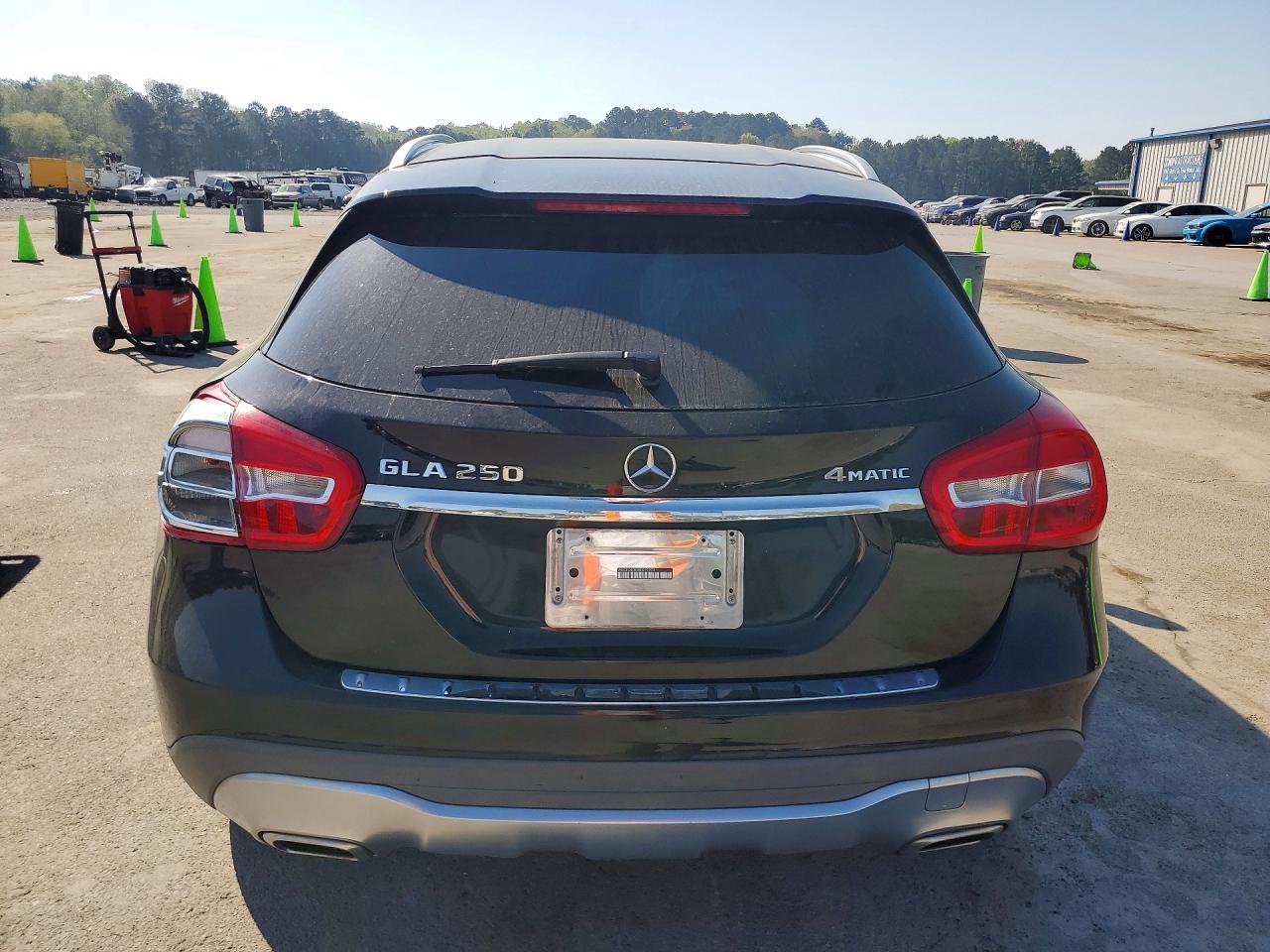 Mercedes-Benz GLA 250 4matic