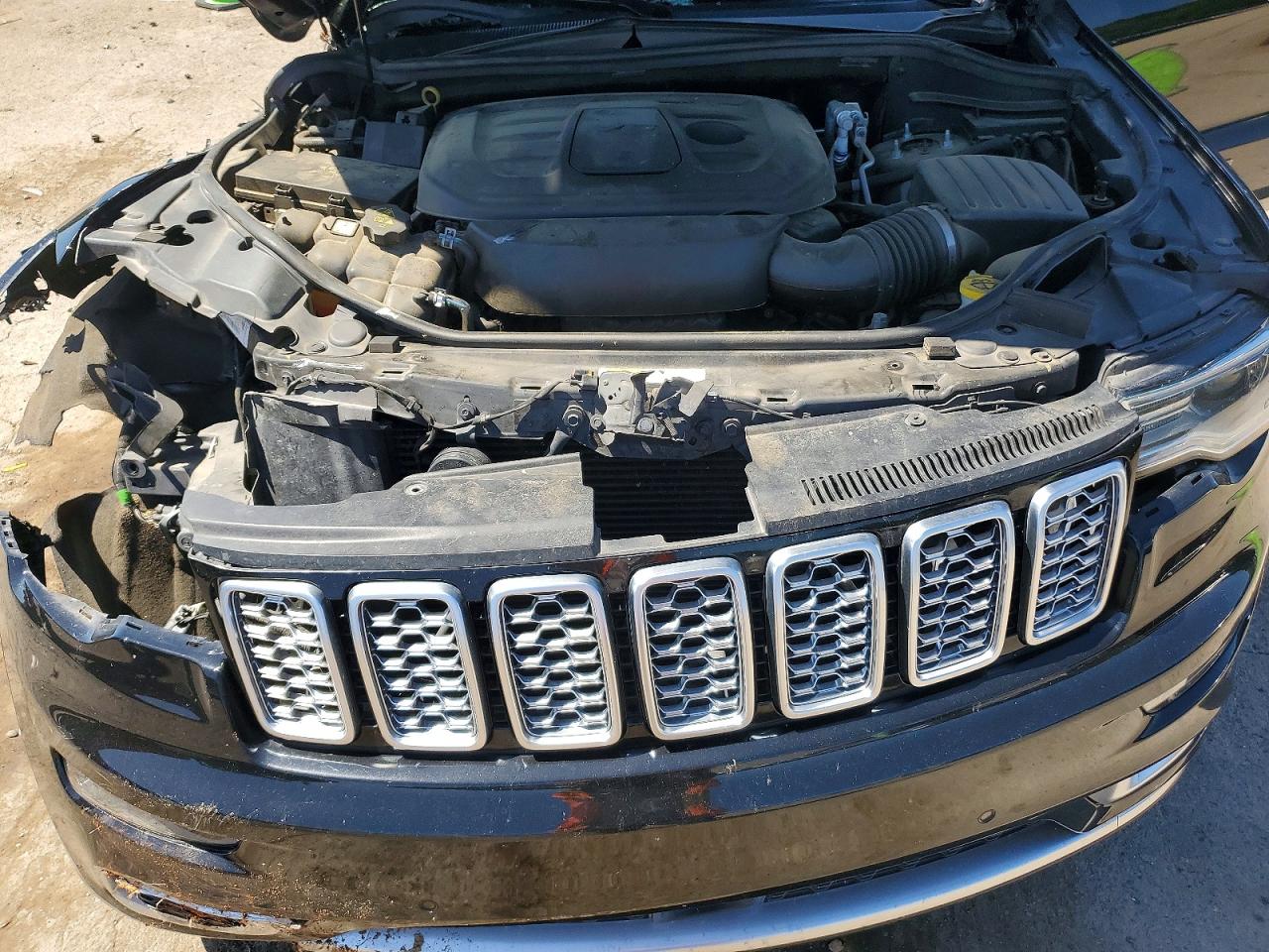 Jeep Grand Cherokee Summit