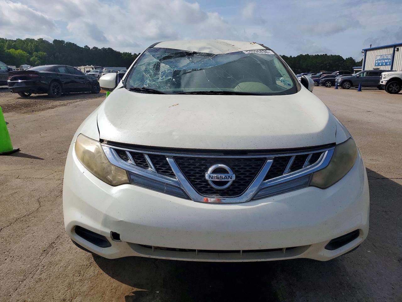 Nissan Murano S