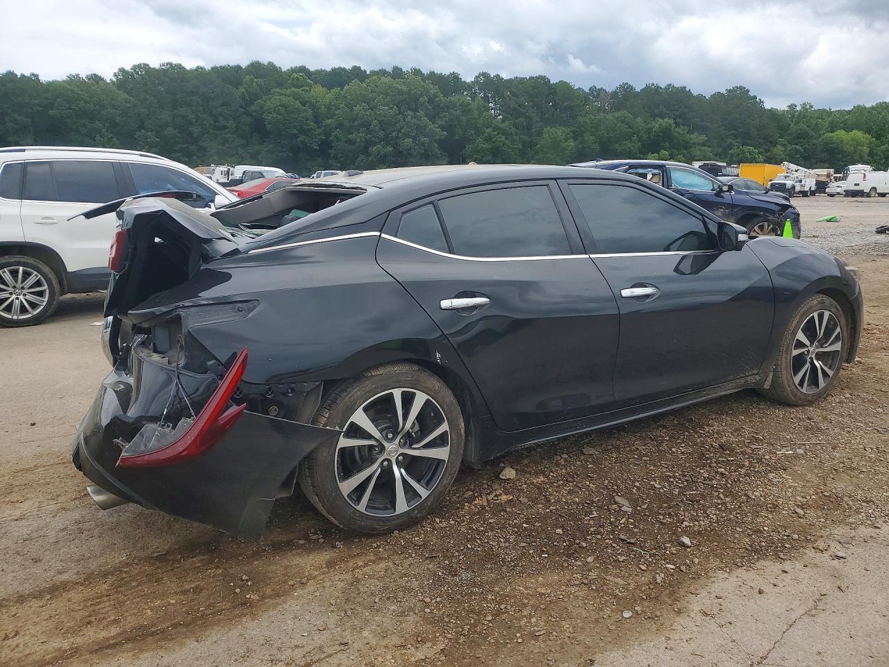 Nissan Maxima Platinum