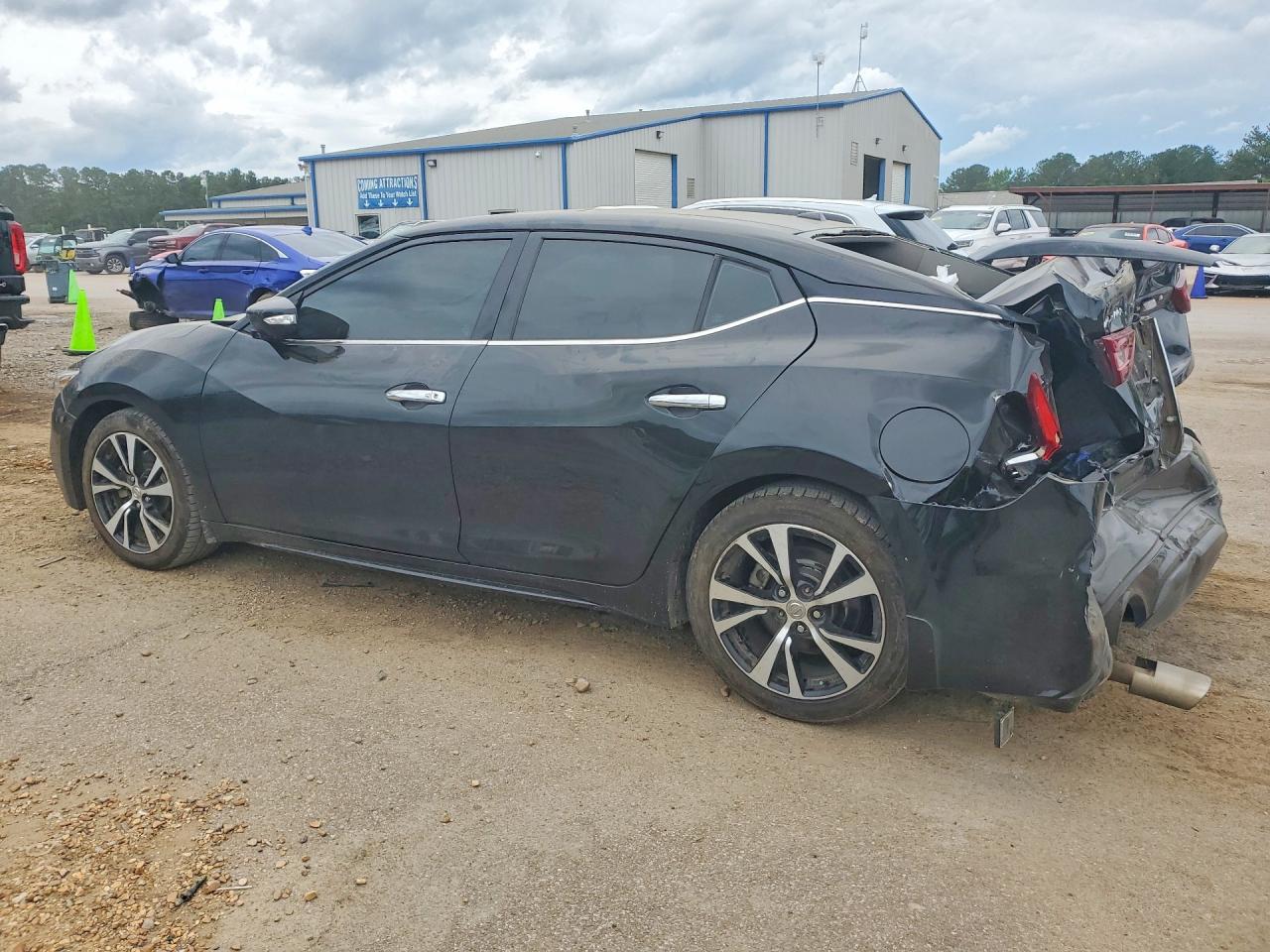 Nissan Maxima Platinum