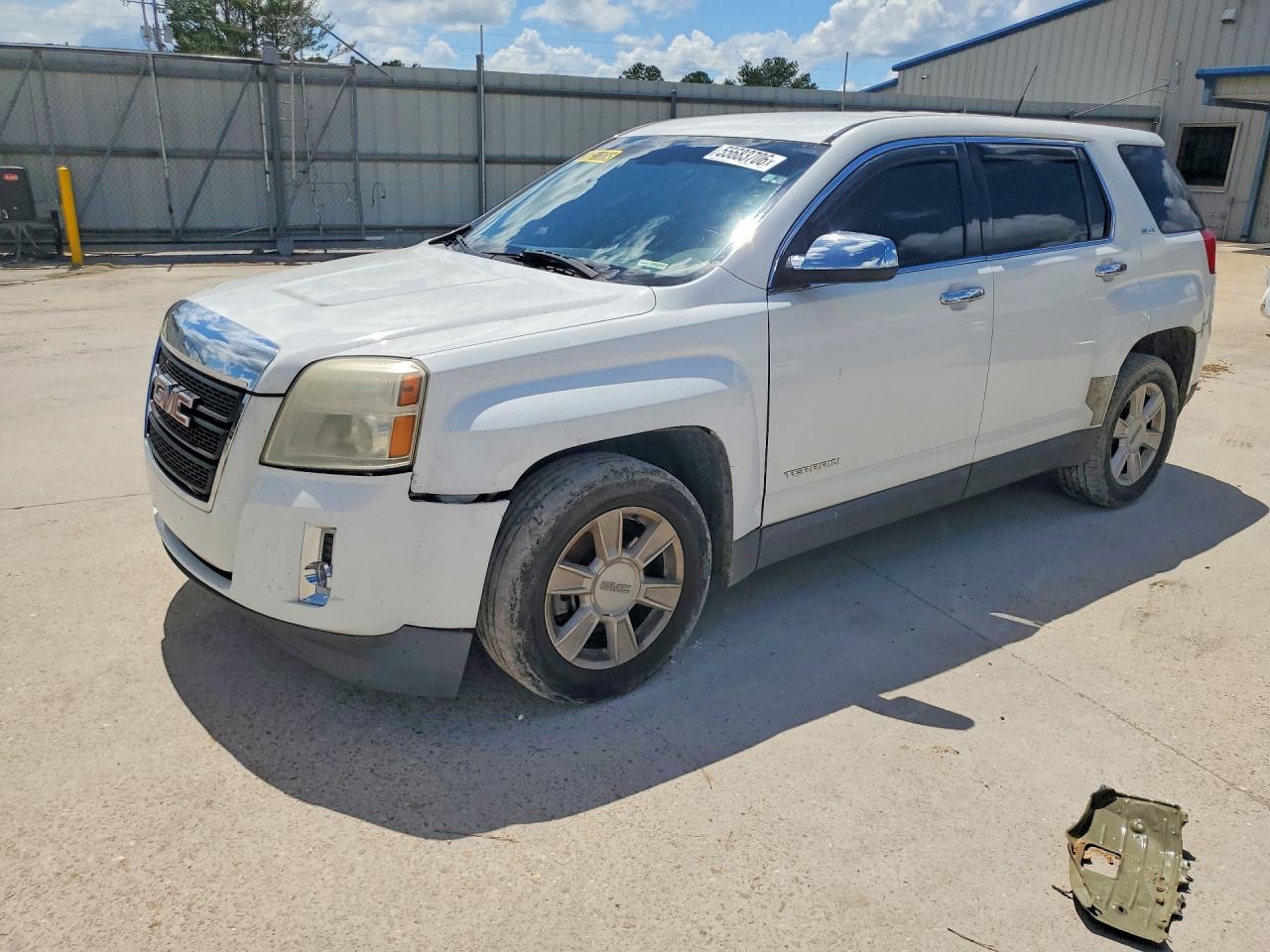 Salvage GMC Terrain Image