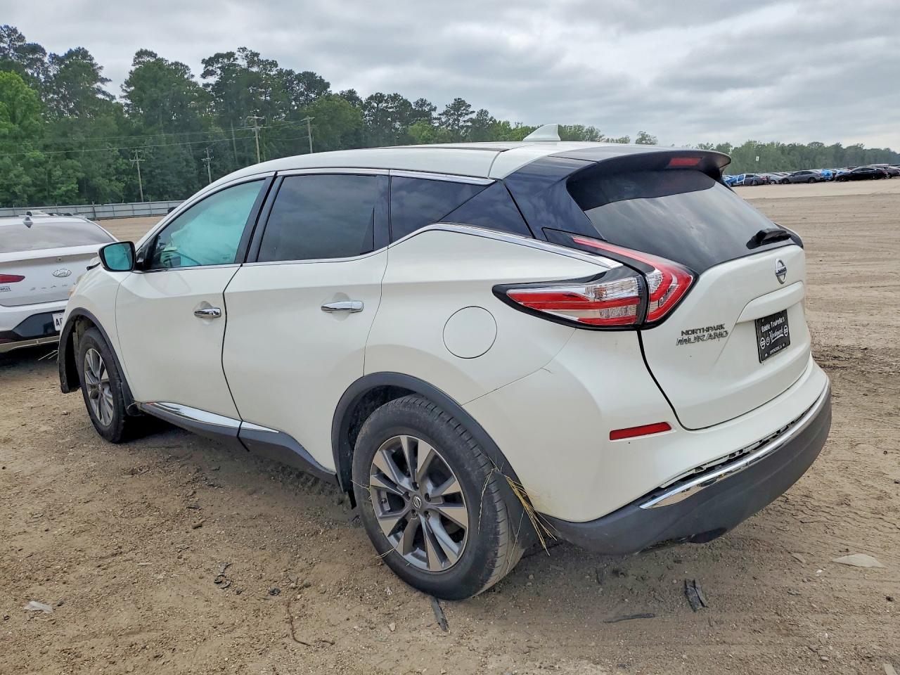 Nissan Murano S
