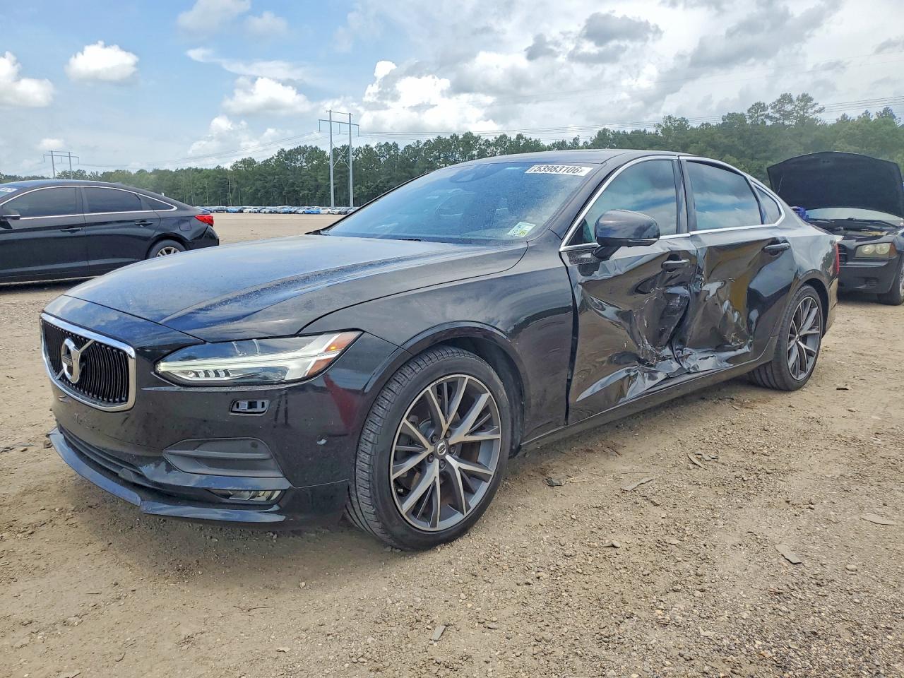 Salvage Volvo S90 Image