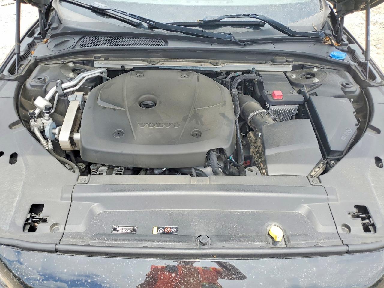 Volvo S90 T5 Momentum