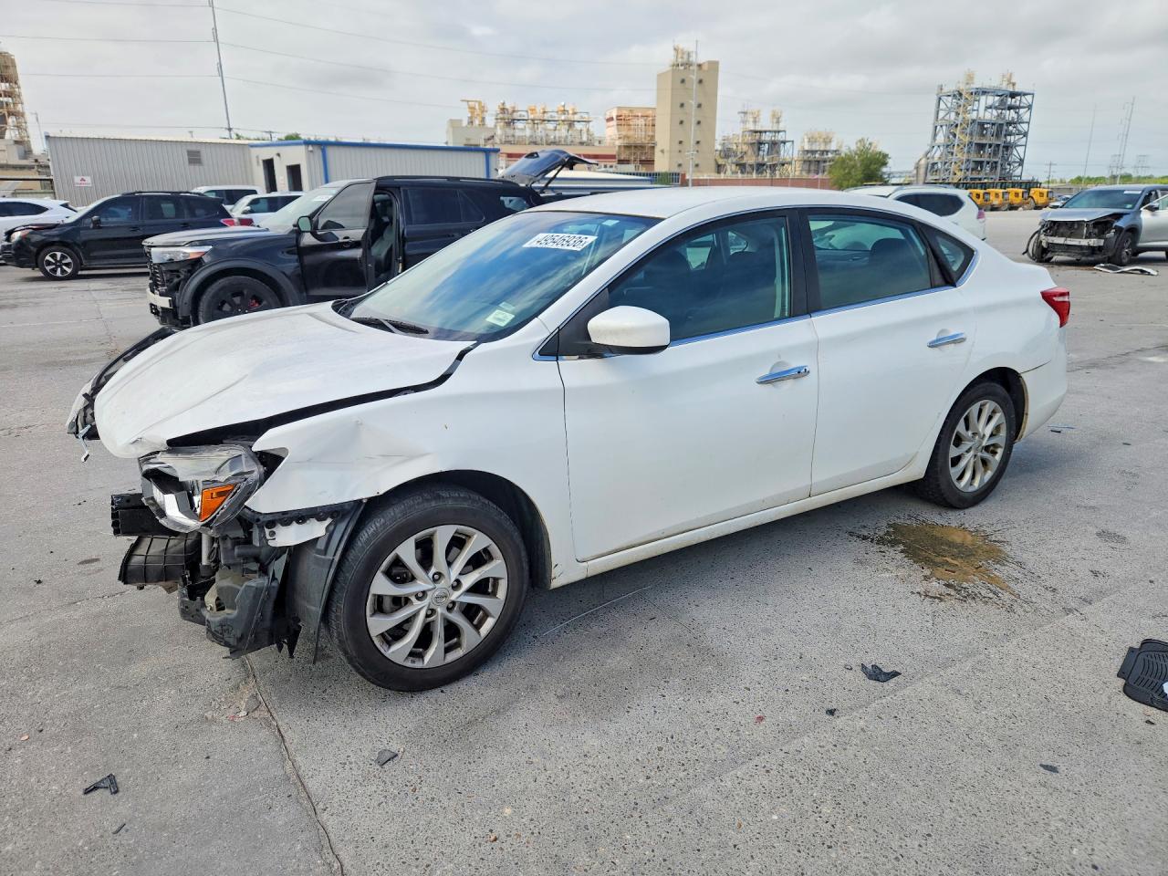 Salvage Nissan Sentra Image
