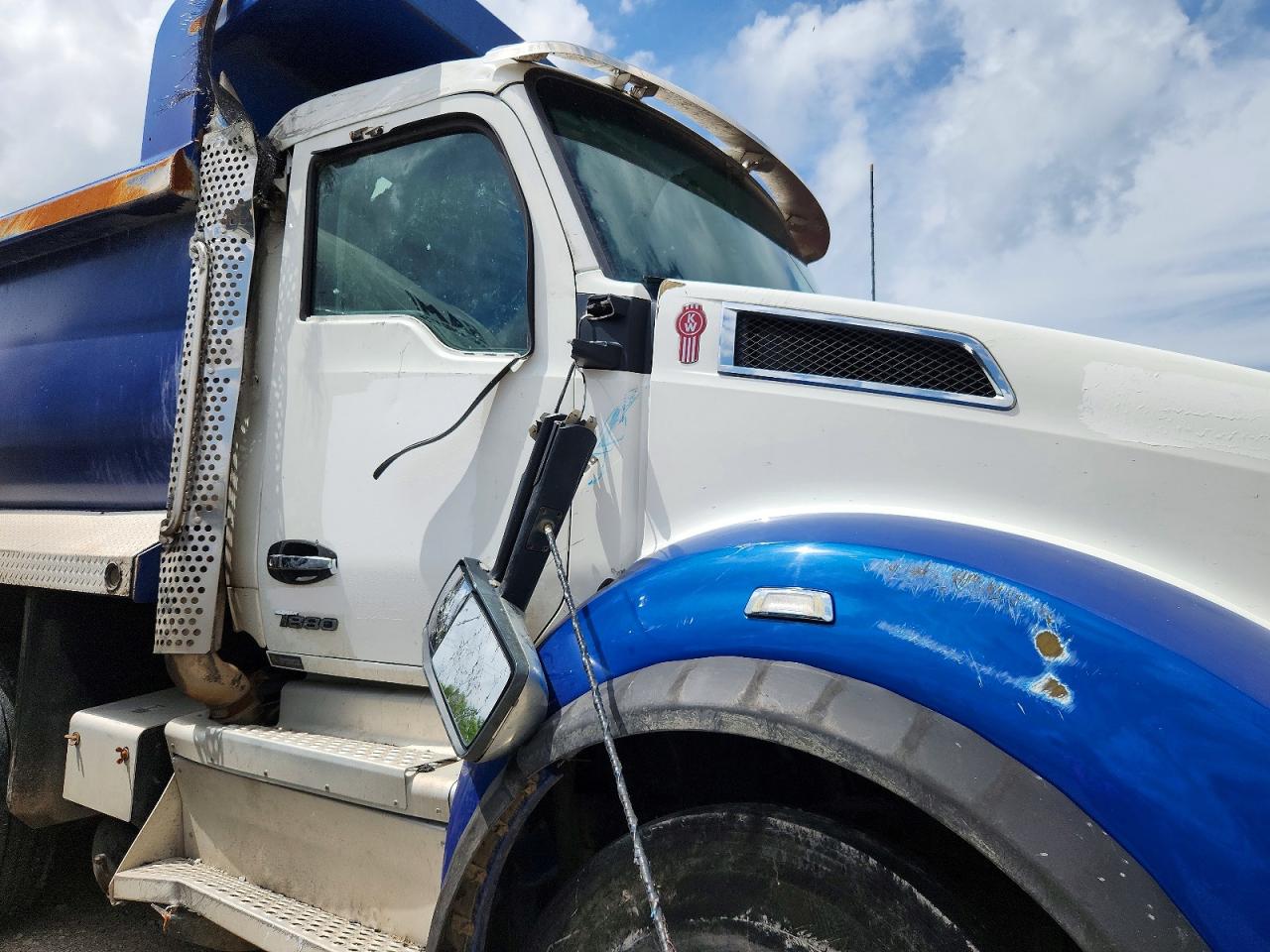 Kenworth T880
